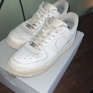 'Nike' Air Force 1